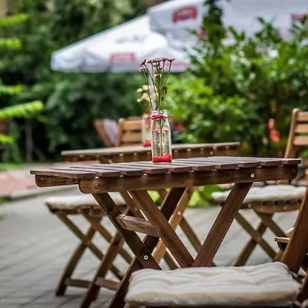 شقة فندقية Garden Boutique بوزنان